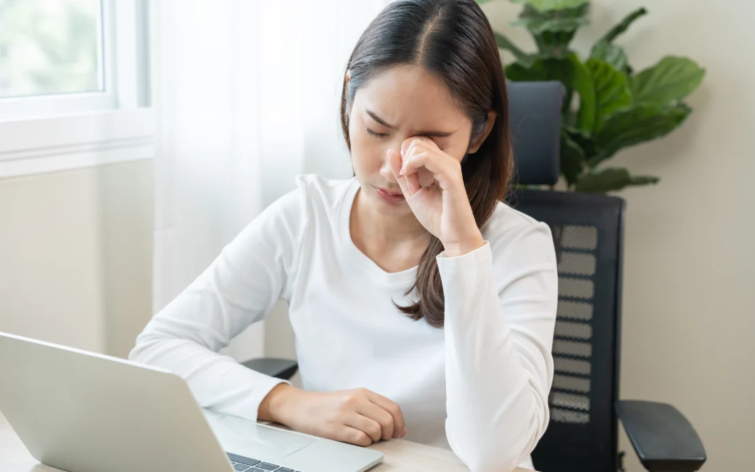 4 Lifestyle Changes to Reduce Dry Eye Symptoms 